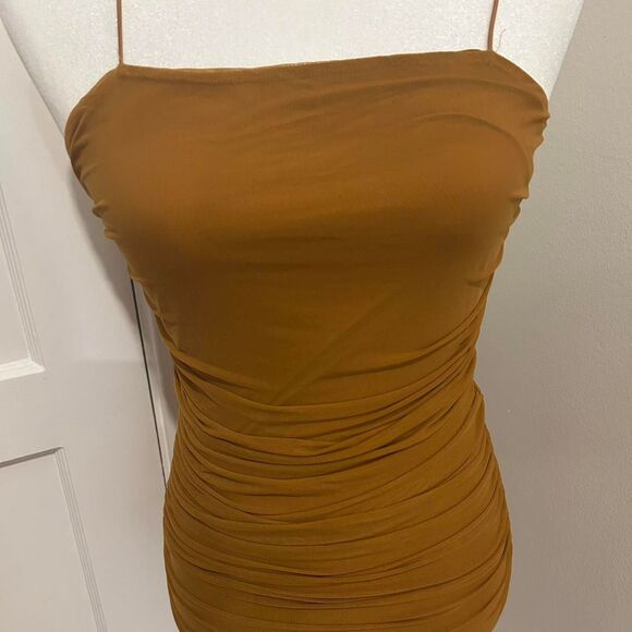 Forever 21 Bodycon Ruched Dress - Picture 2 of 3